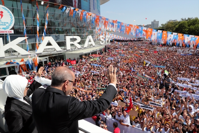 Cumhurbaşkanı Erdoğan: Oyununuzu gördük ve meydan okuyoruz